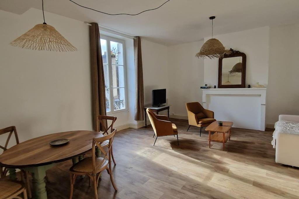 Au Coin Cache Apartment Dole